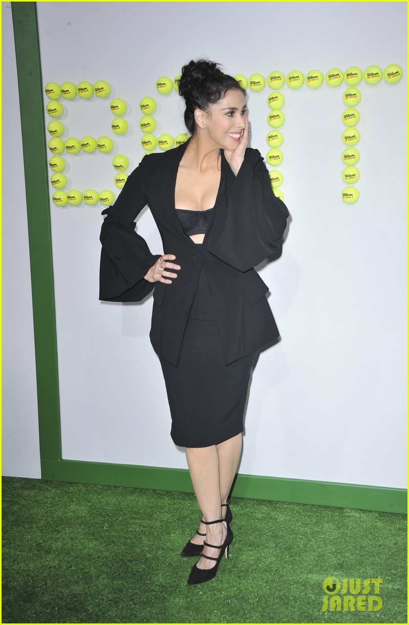 Emma Stone Goes Glam for 'Battle of the Sexes' Premiere! Photo 3958811