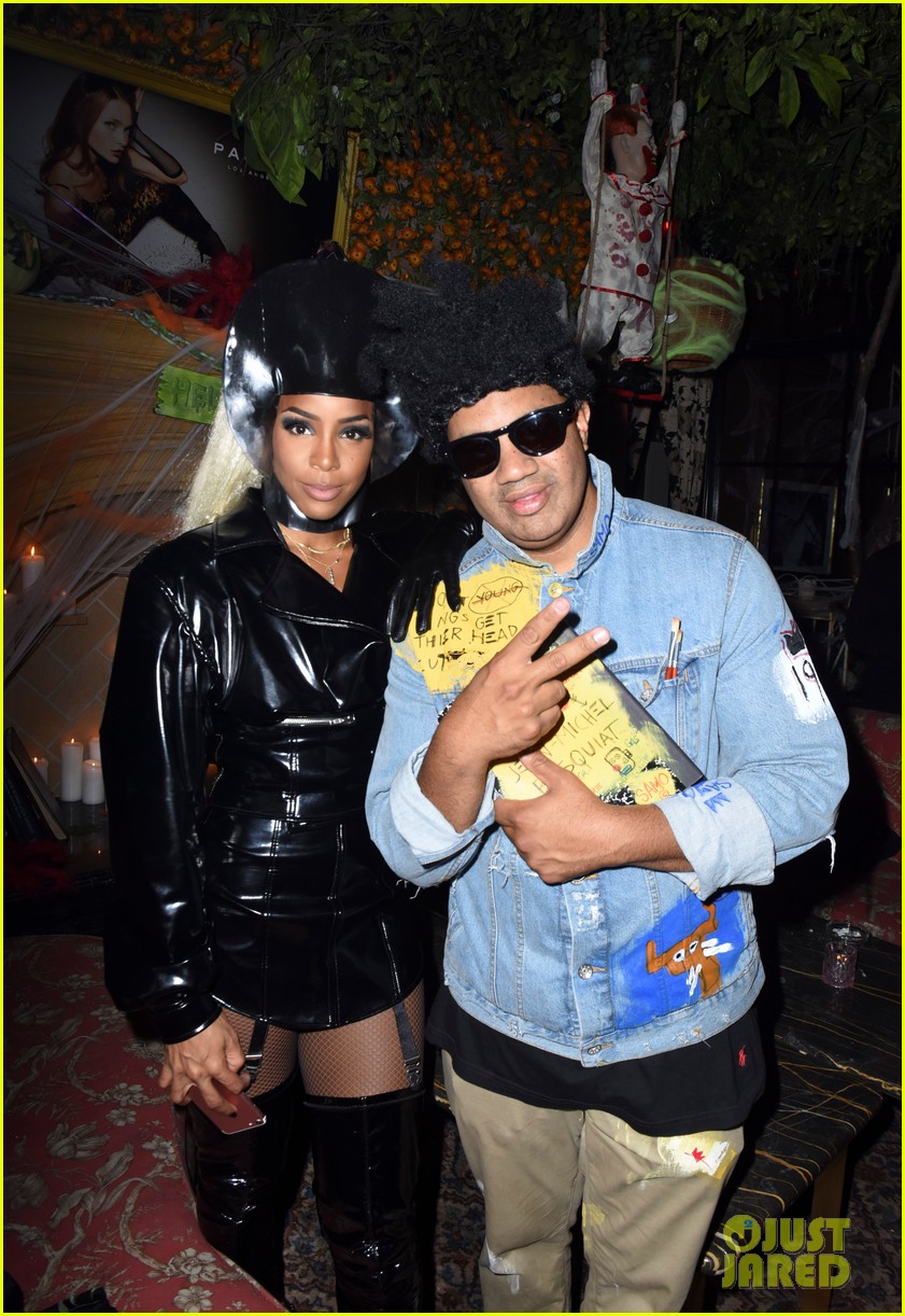 Jessica Alba Dresses as Juno for Kelly Rowland's Costume Couture Party