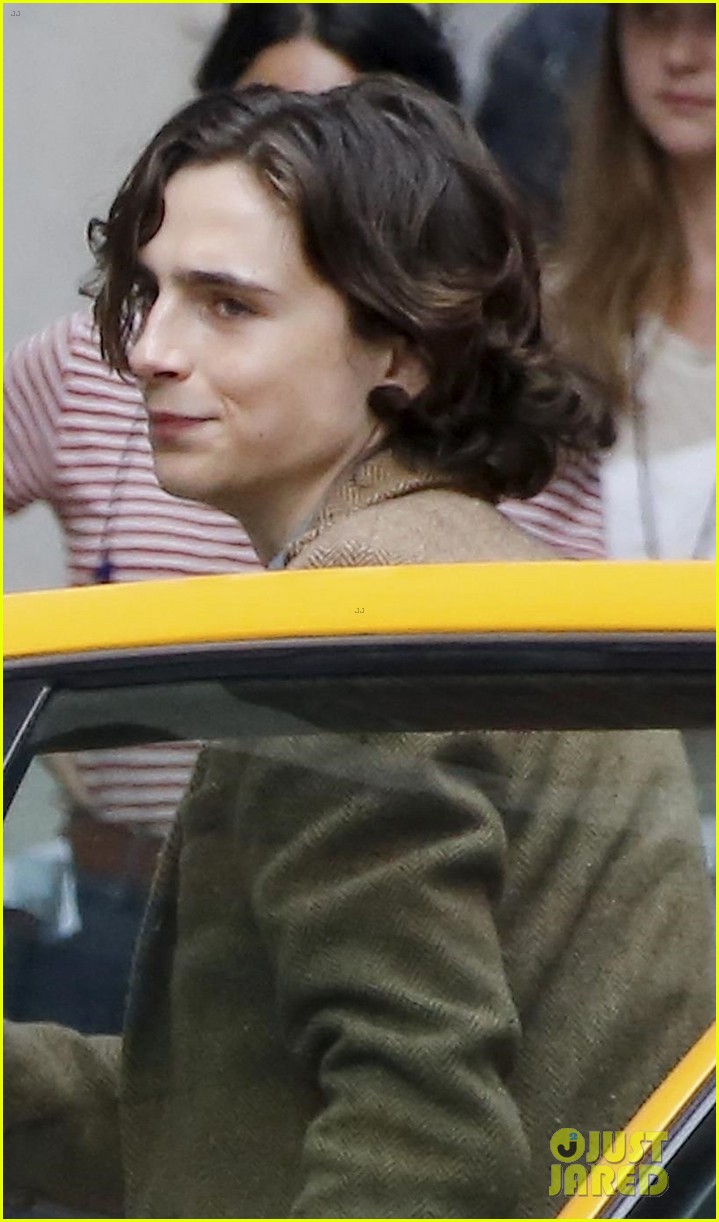 Elle Fanning & Timothee Chalamet Continue Filming Woody Allen's