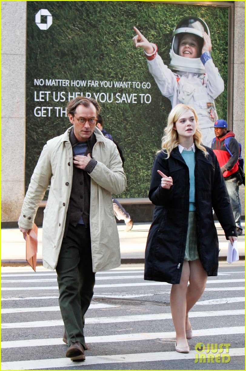 elle fanning jude law and rebecca hall film woody allen movie in nyc 043974725