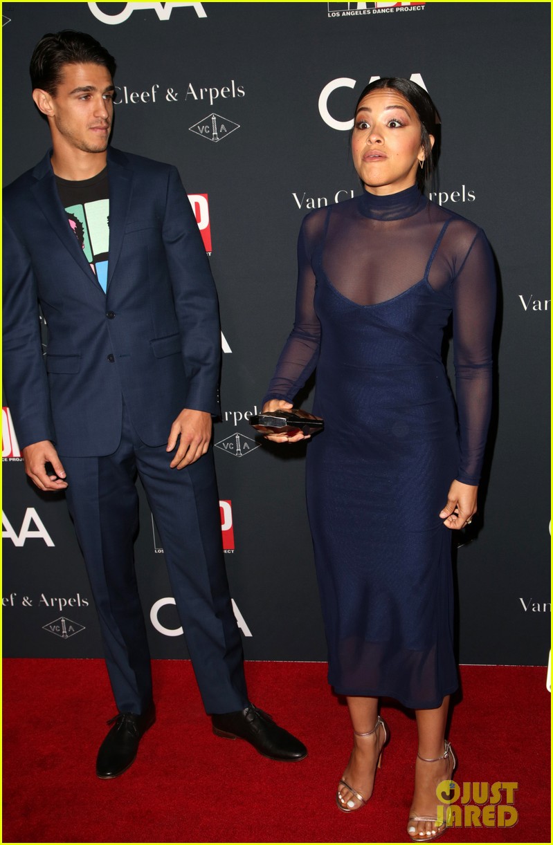Gina Rodriguez & Joe LoCicero Look So Cute on the Red Carpet! Photo