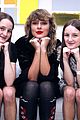 taylor swift fans share photos from london secret sessions 01