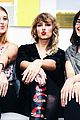 taylor swift fans share photos from london secret sessions 08