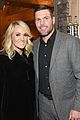 carrie underwood mike fisher support sean penn haitian relief organization 01