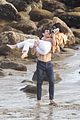 kendall jenner joins hot shirtless guy for beach photo shoot 48