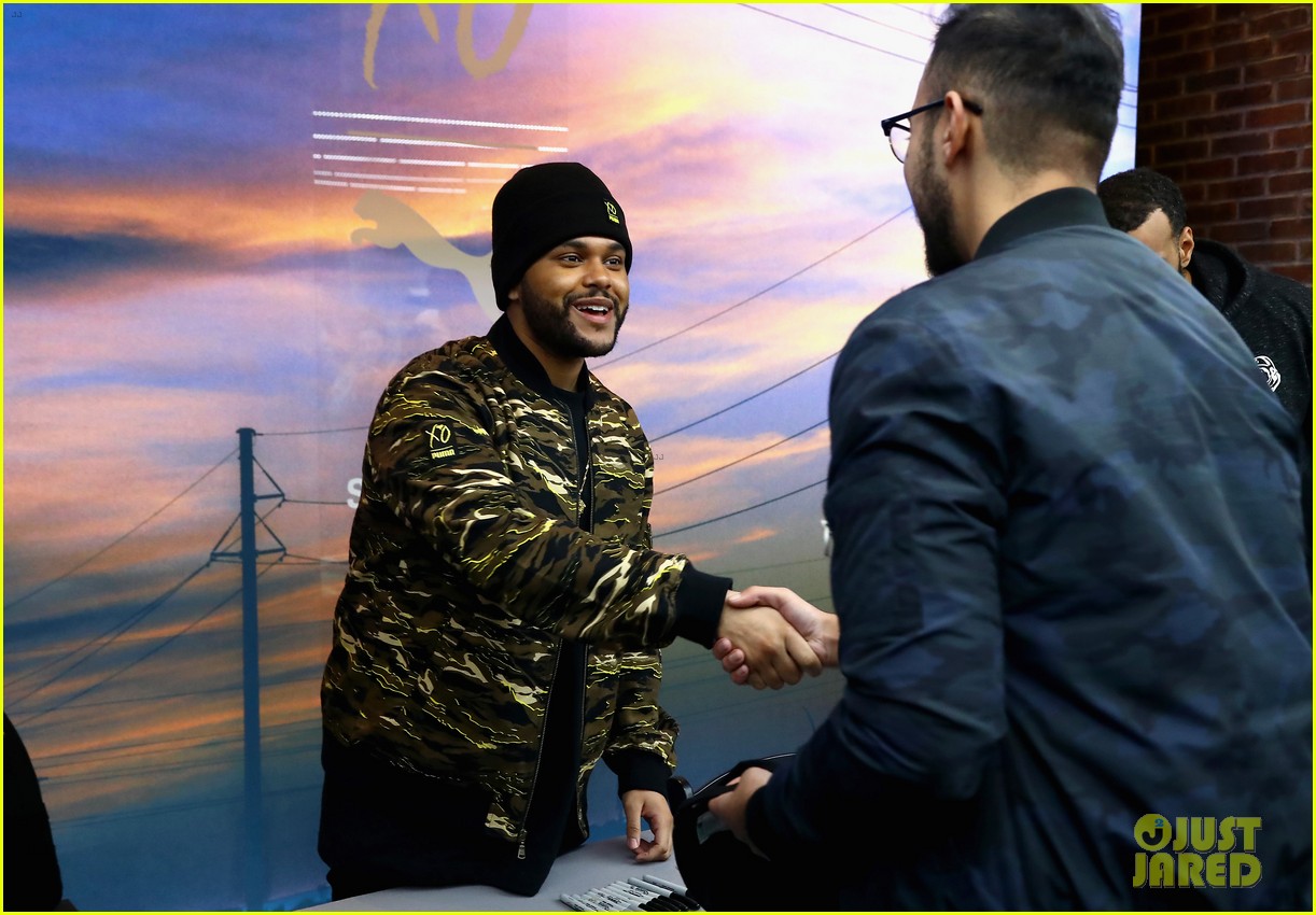 The Weeknd Meets Fans at Puma PopUp Shop in NYC! Photo 3987133