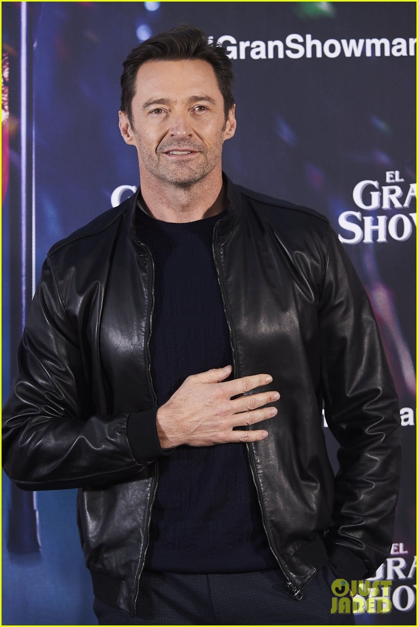 Hugh Jackman Brings 'The Greatest Showman' to Spain! Photo 3995643