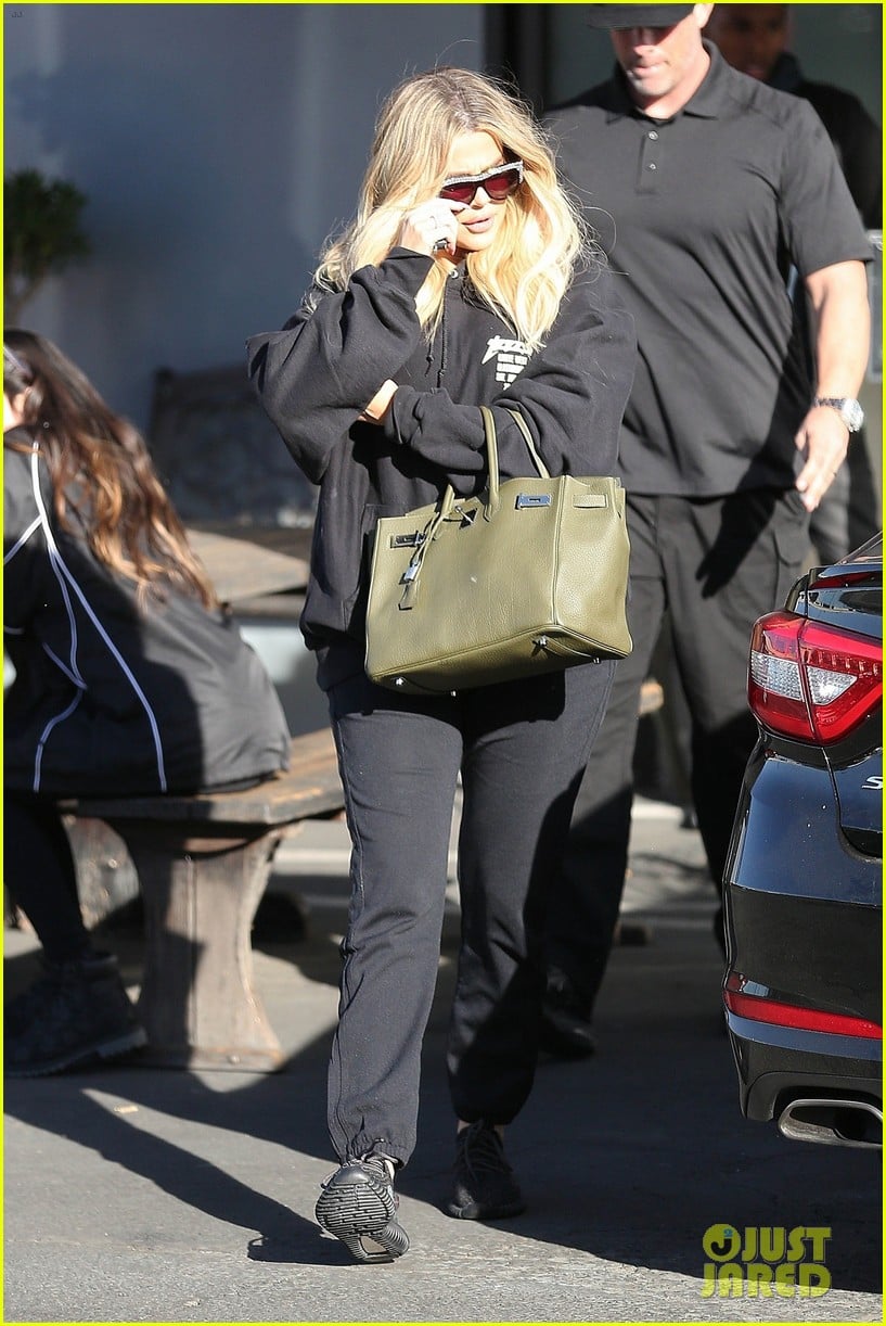 Pregnant Khloe Kardashian Covers Up Baby Bump While Filming 'KUWTK