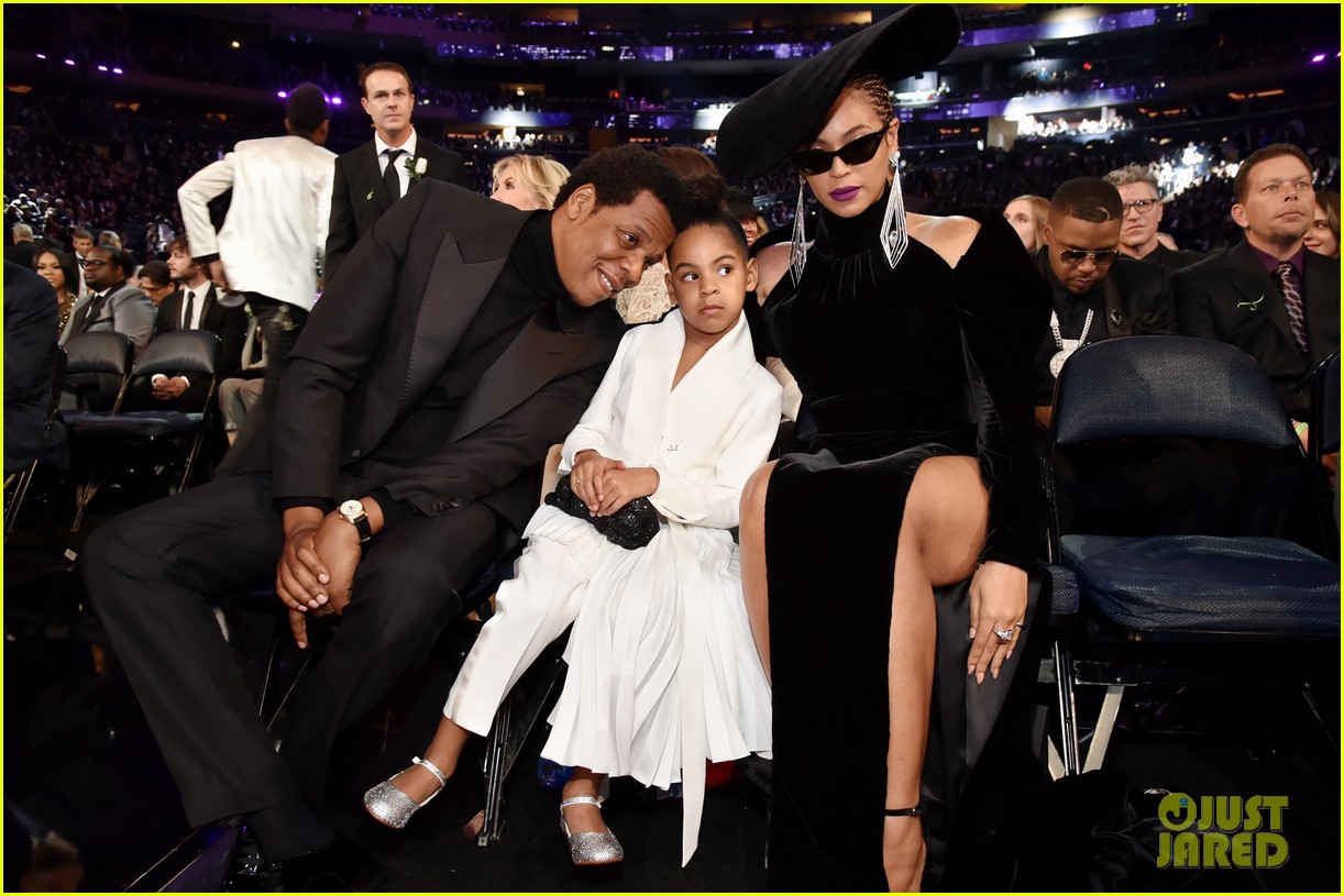 Watch Blue Ivy Tell Beyonce to Stop Clapping at Grammys 2018! Photo
