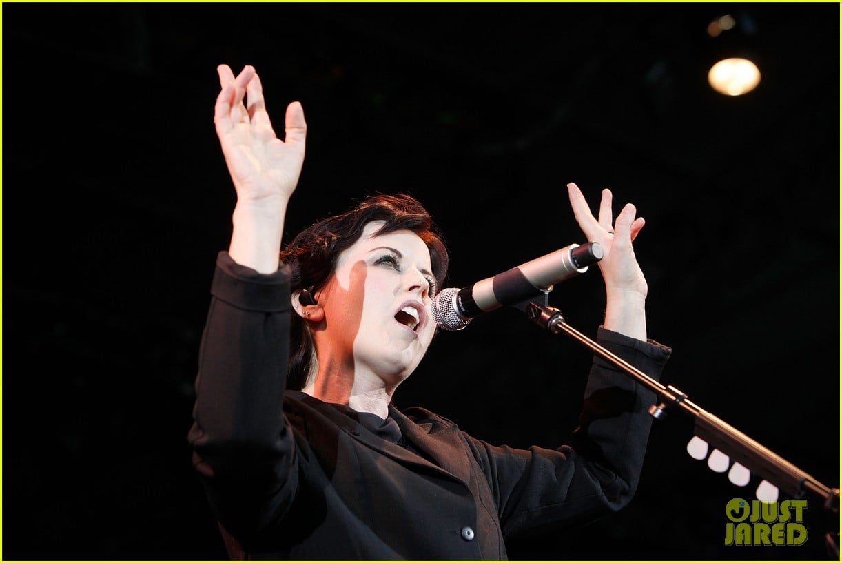 Dolores O'Riordan Dead The Cranberries Lead Singer Passes Away at 46