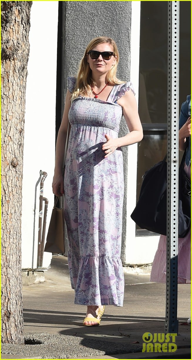 Pregnant Kirsten Dunst Covers Up Baby Bump in Purple Maxi Dress Photo
