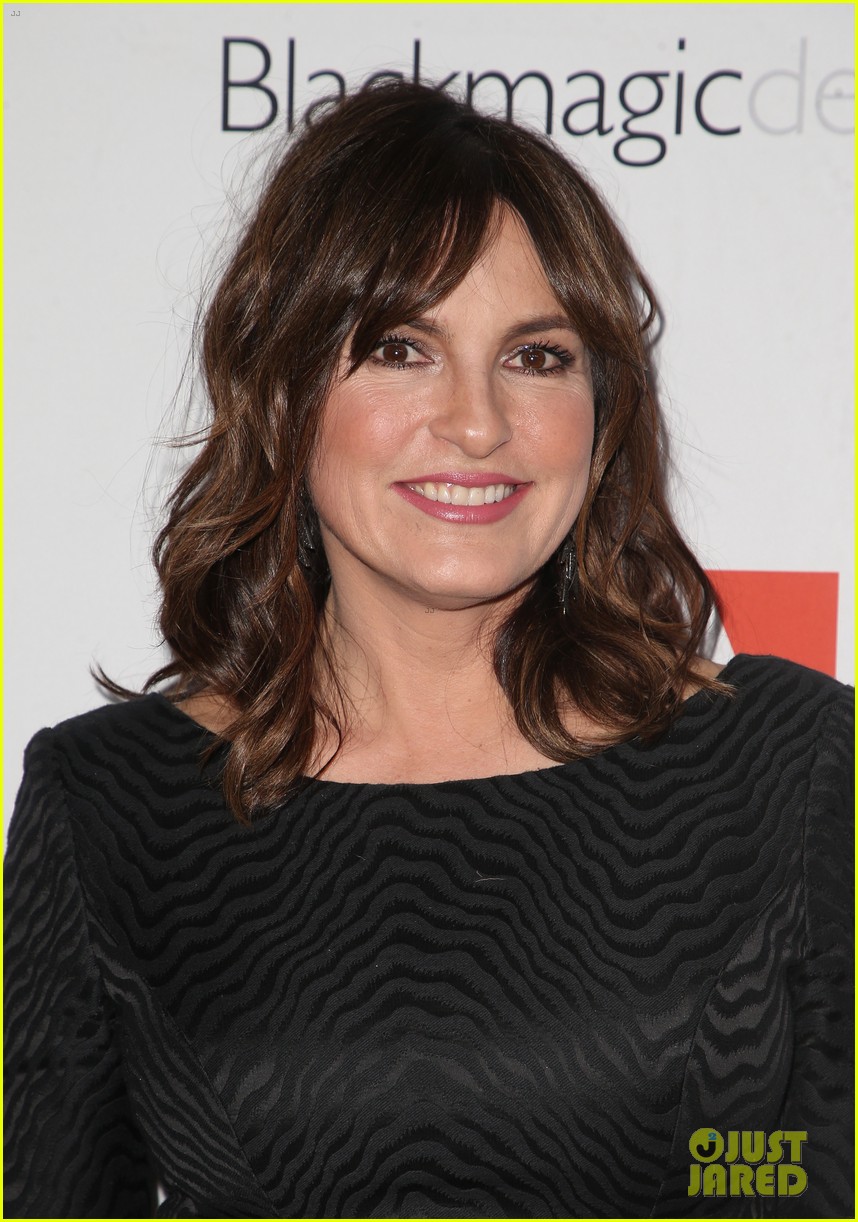Photo: mariska hargitay ace eddie awards 21 | Photo 4021980 | Just Jared