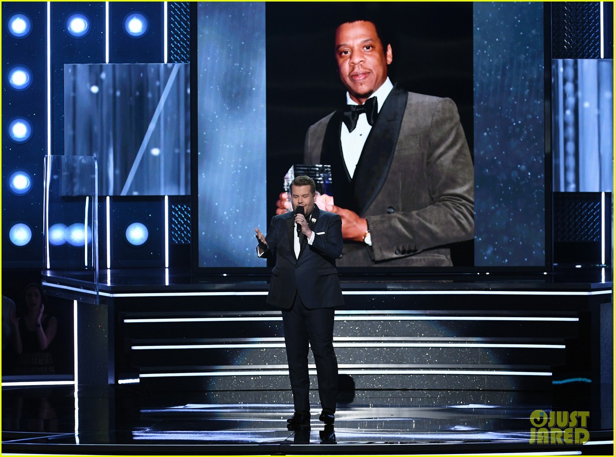 James Corden Leads Subway Karaoke During the Grammys 2018 Watch Now