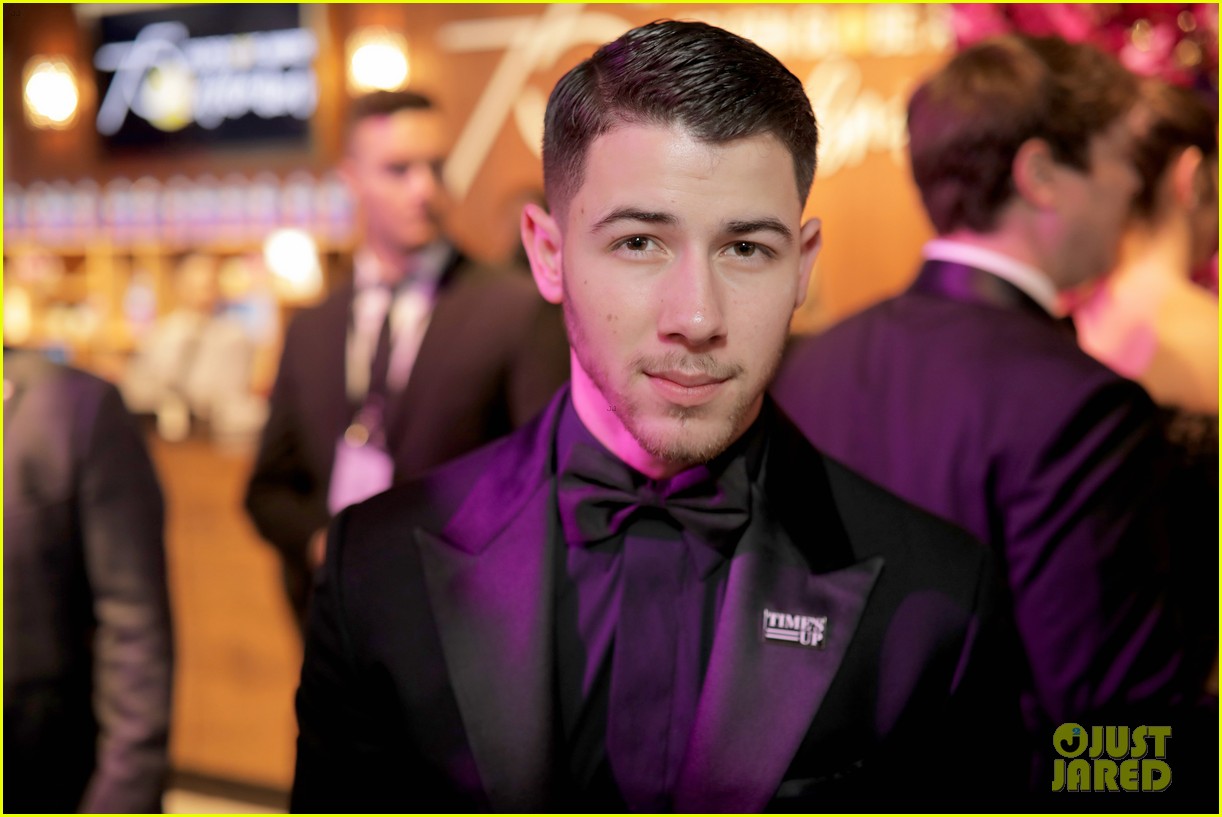 Joe Jonas Got to Meet 'The Room' Star Tommy Wiseau at Golden Globes