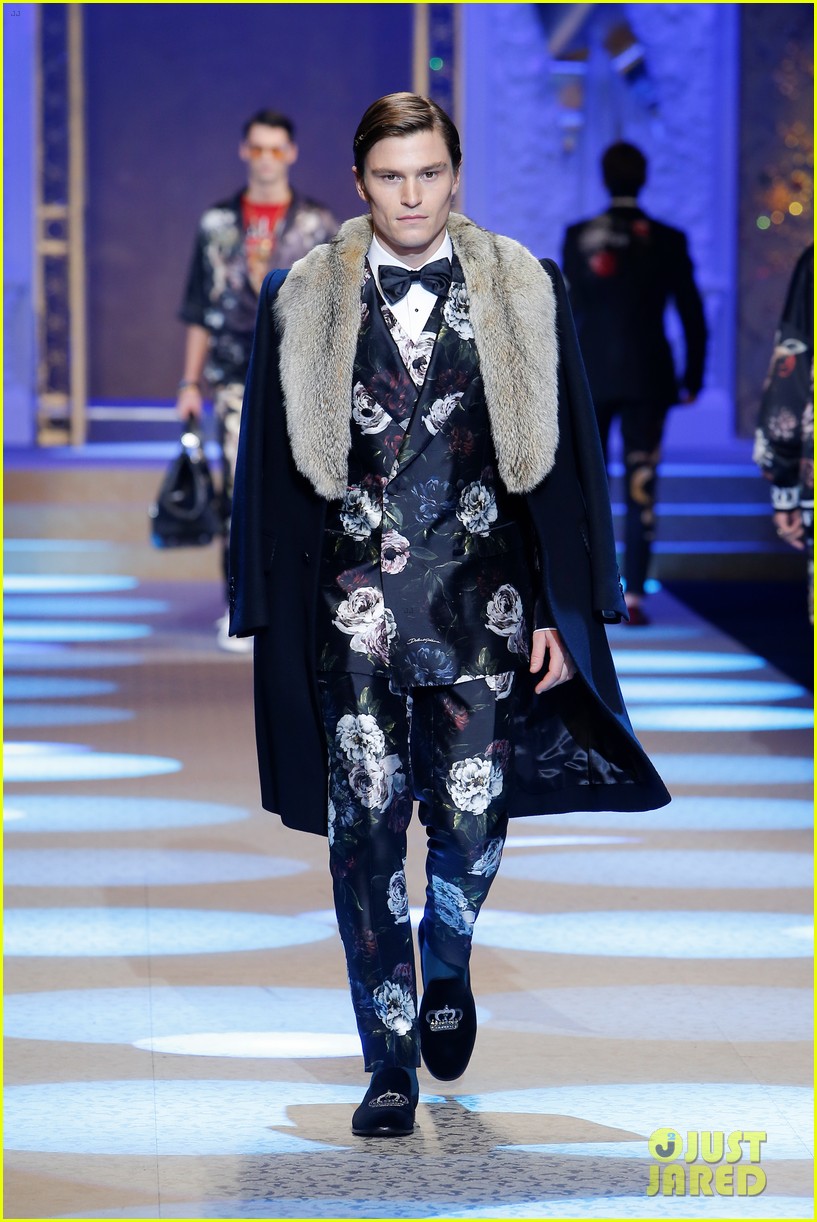 Celeb Kids Rock The Runway for Dolce&Gabbana's Milan Show: Photo ...