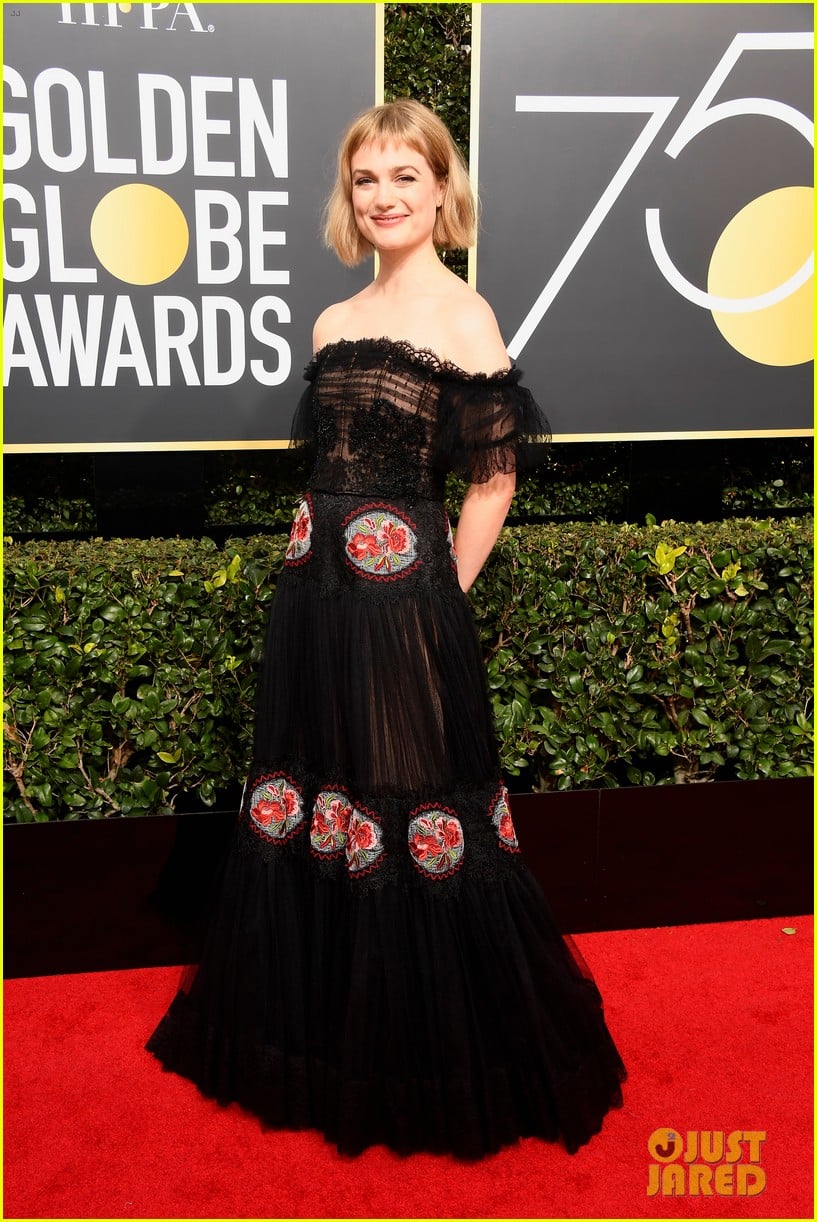 Lily James Gets Glam For the Golden Globes 2018! Photo 4010285 Jamie Chung Pictures Just Jared