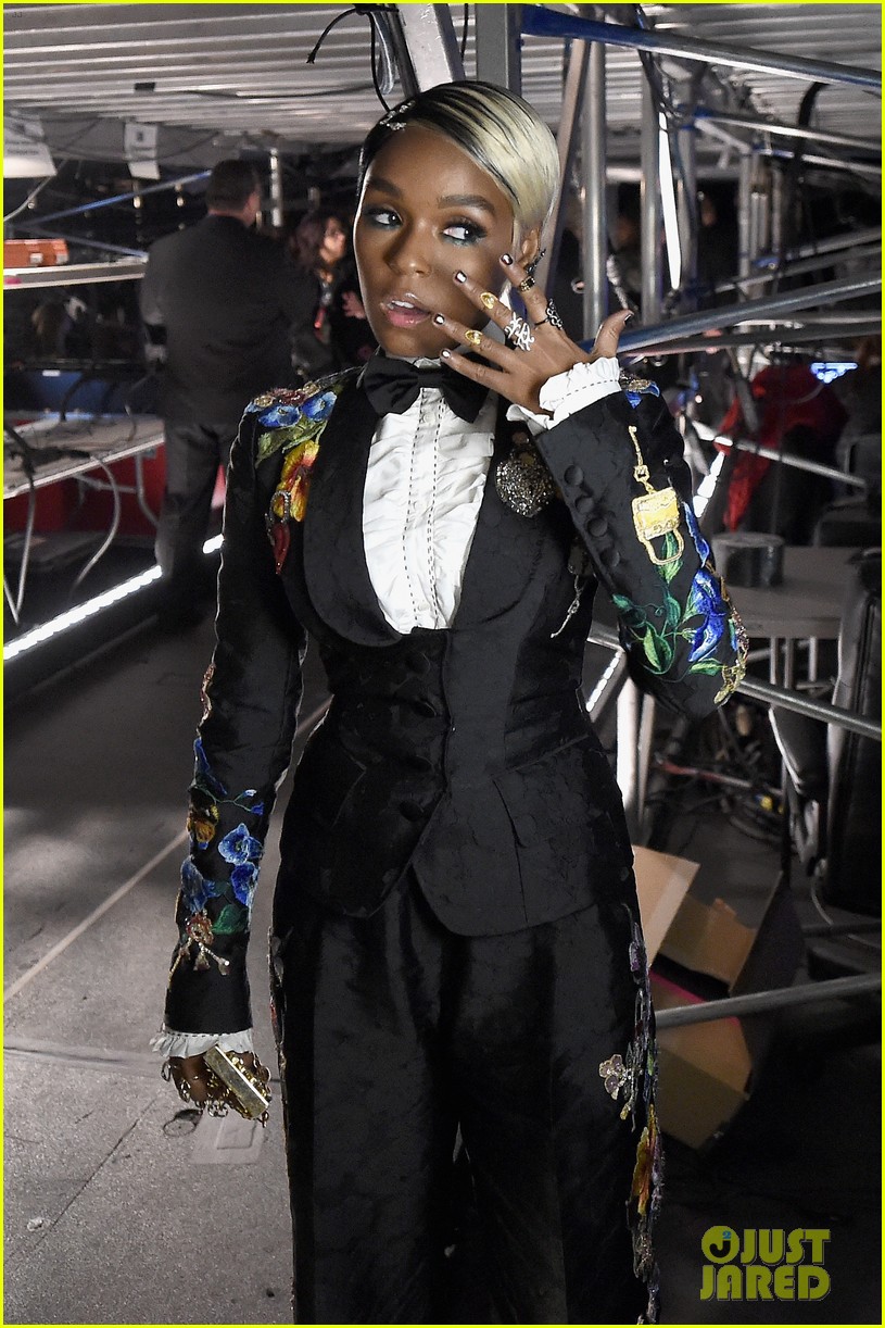 Janelle Monae Delivers Powerful Grammys 2018 Speech for 'Time's Up