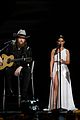 country stars pay tibute to vegas shooting victims at grammys 03