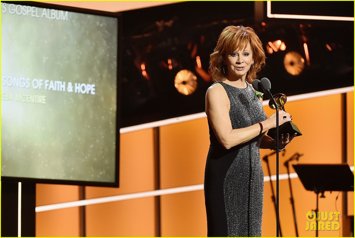 Photo reba mcentire grammys 2018 25 Photo 4022550 Just Jared