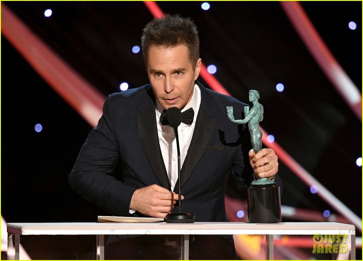 Sam Rockwell Wins at SAG Awards 2018, Joins Longtime Love Leslie Bibb(00)