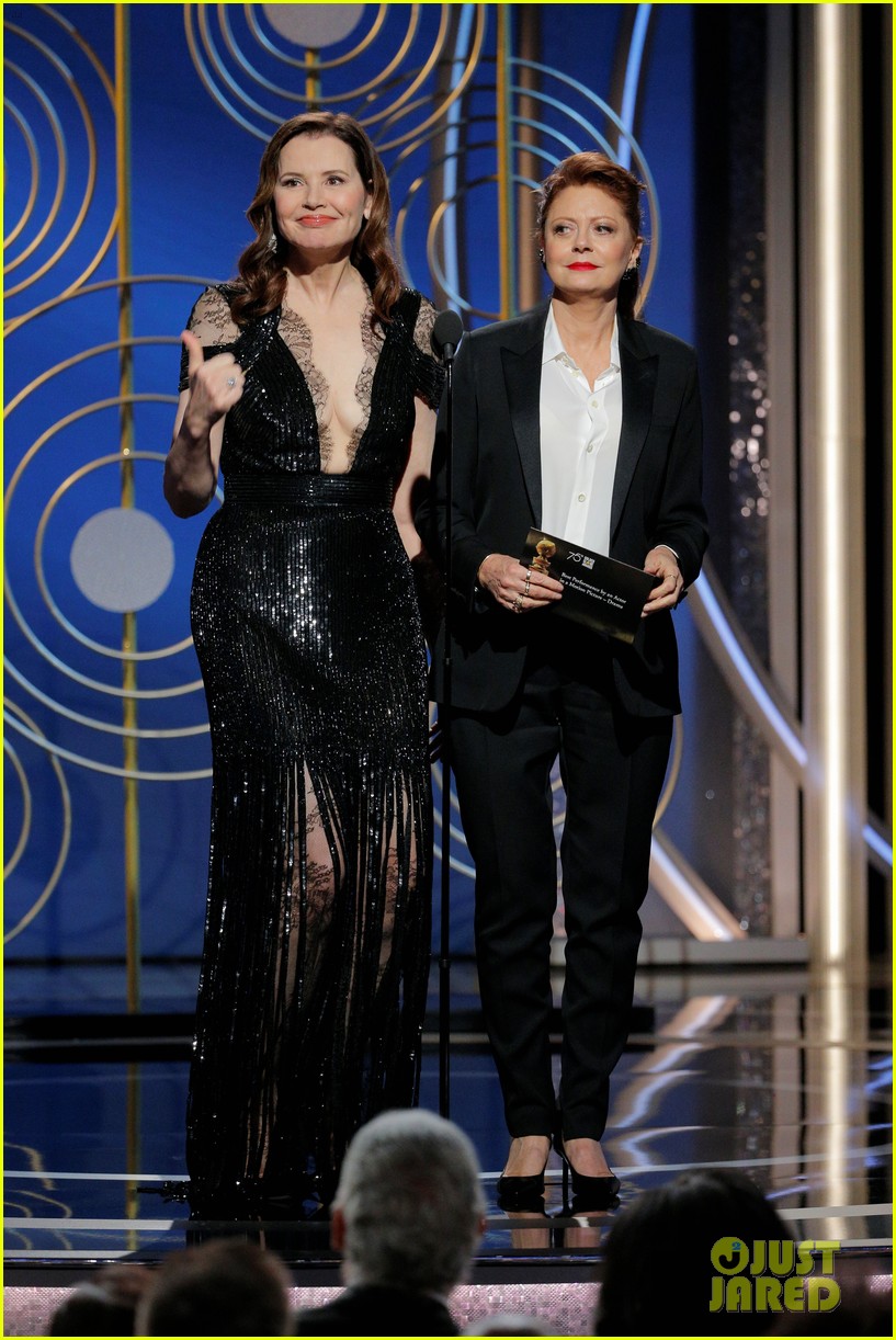 Susan Sarandon & Geena Davis Have 'Thelma & Louise' Reunion at Golden