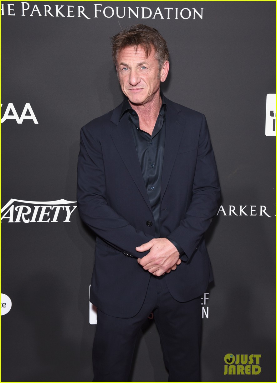 Dylan Penn Supports Dad Sean Penn at His Charity Gala Photo 4009023