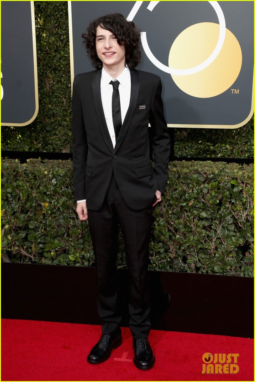 'Stranger Things' Kids Hit the Golden Globes 2018 Red Carpet Photo