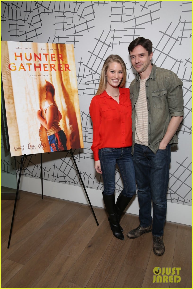 Jaime King And Topher Grace