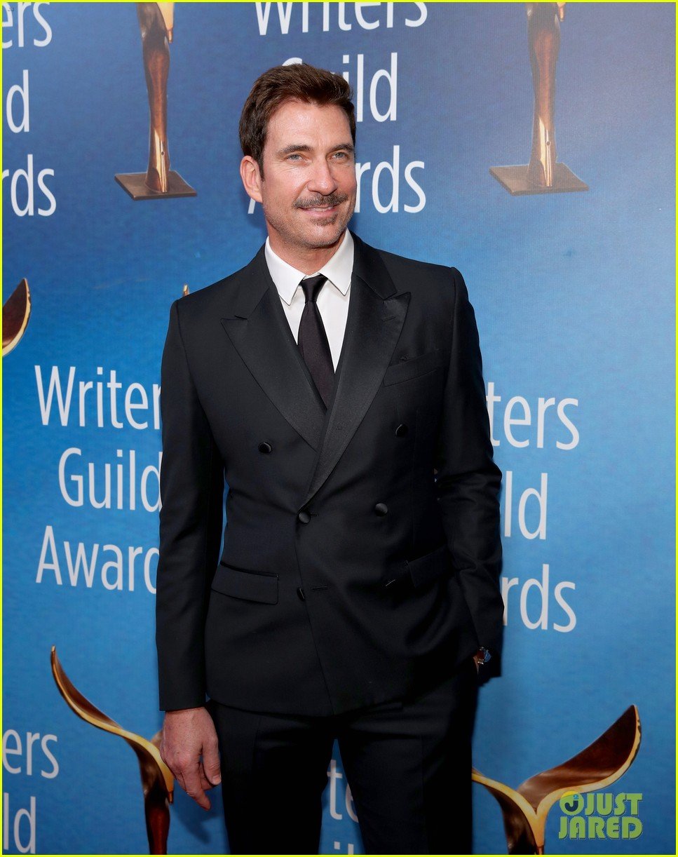 Rachel Brosnahan, Tina Fey & More Hit Stage at Writers Guild Awards