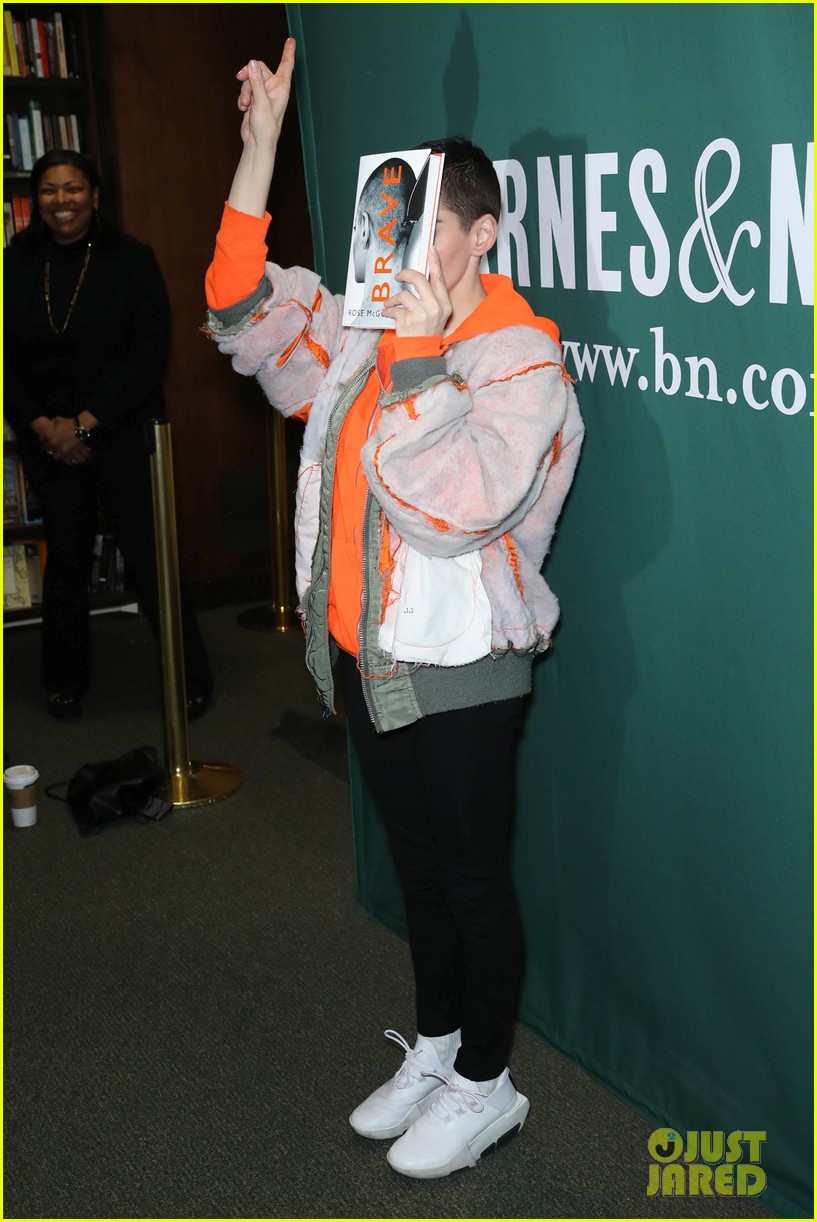 Rose McGowan Tells Stephen Colbert 'I Am the Architect' of Harvey