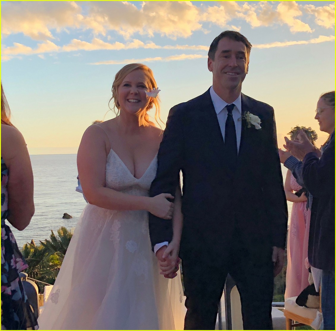 Amy Schumer's Wedding Photos Jennifer Lawrence & More Celeb Friends