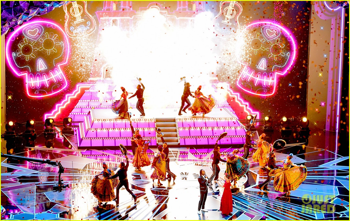 Photo coco remember me oscars 2018 performance 02 Photo 4044479