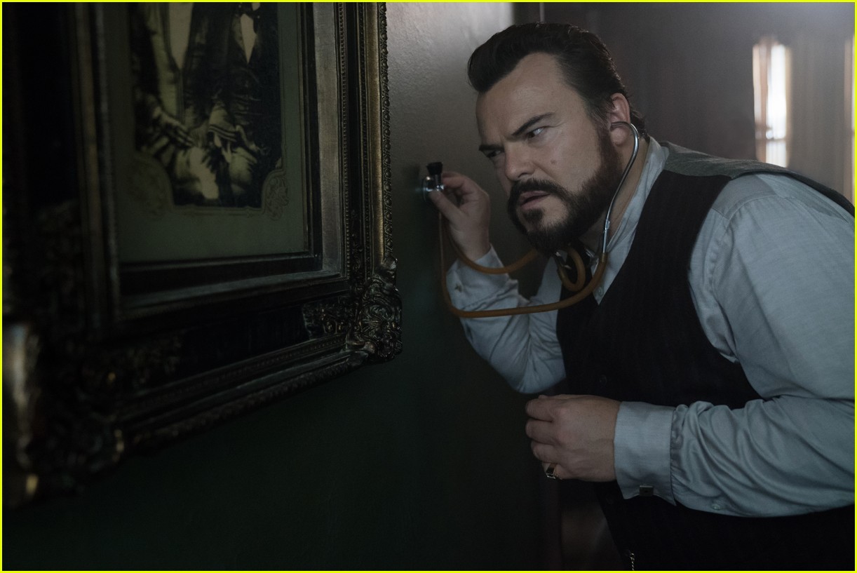 'The House with a Clock in Its Walls' Trailer Brings the Children's