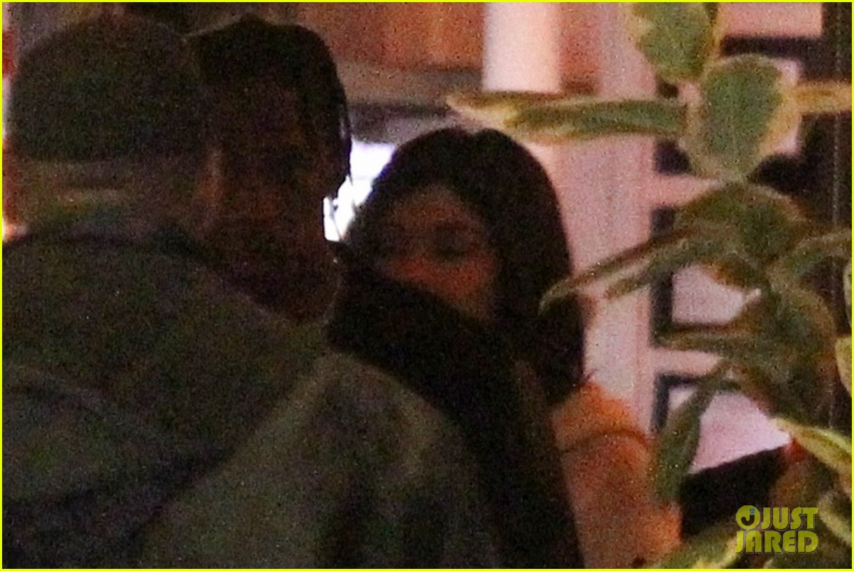 Kylie Jenner & Travis Scott Step Out for Date Night Dinner! Photo