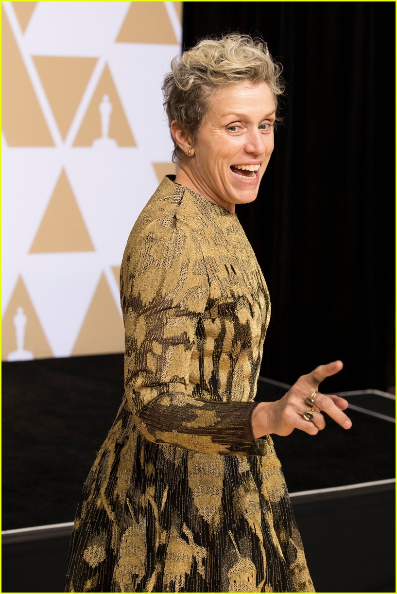 Frances McDormand Explains What an 'Inclusion Rider' is Backstage at(01)