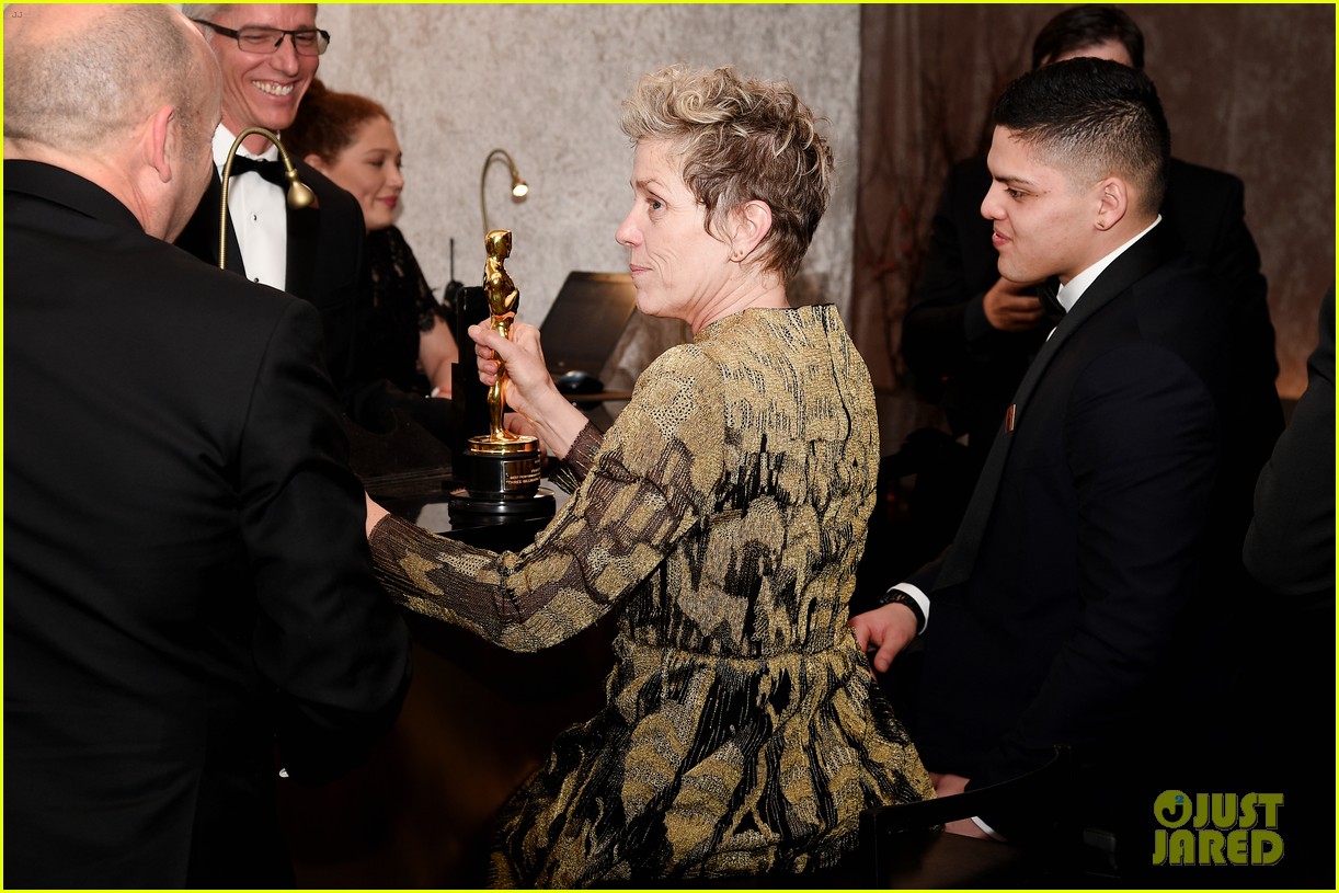 Man Arrested at Oscars 2018 for Trying to Steal Frances McDormand's