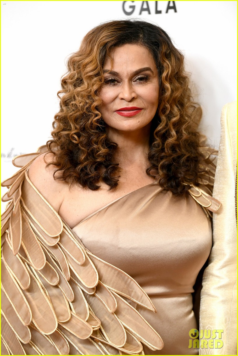 Tina Knowles Joins Husband Richard Lawson & Samuel L. Jackson at Wearable Art Gala Photo