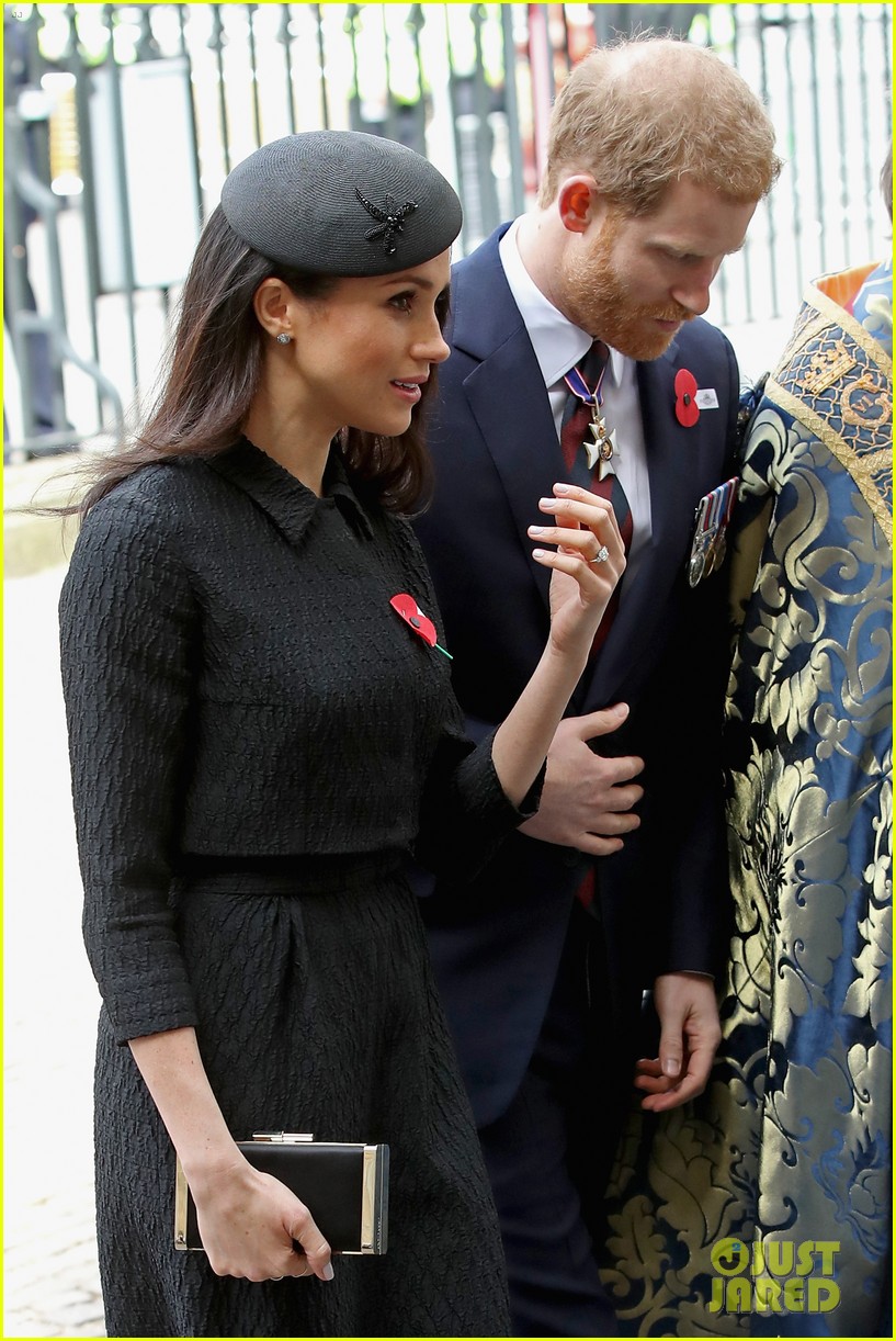 Prince Harry & Meghan Markle Meet Up with Prince William at Anzac Day