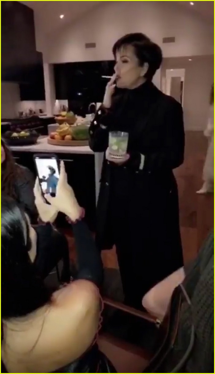 Photo: kourtney kardashian birthday kris jenner 10 | Photo 4067965