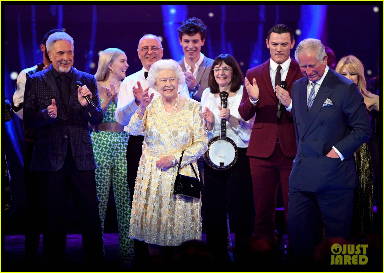 Shawn Mendes & Kylie Minogue Perform at Queen Elizabeth's Birthday
