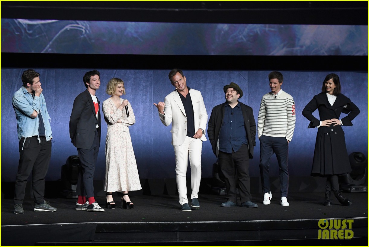 Eddie Redmayne & ‘Fantastic Beasts: The Crimes of Grindelwald’ Cast Hit