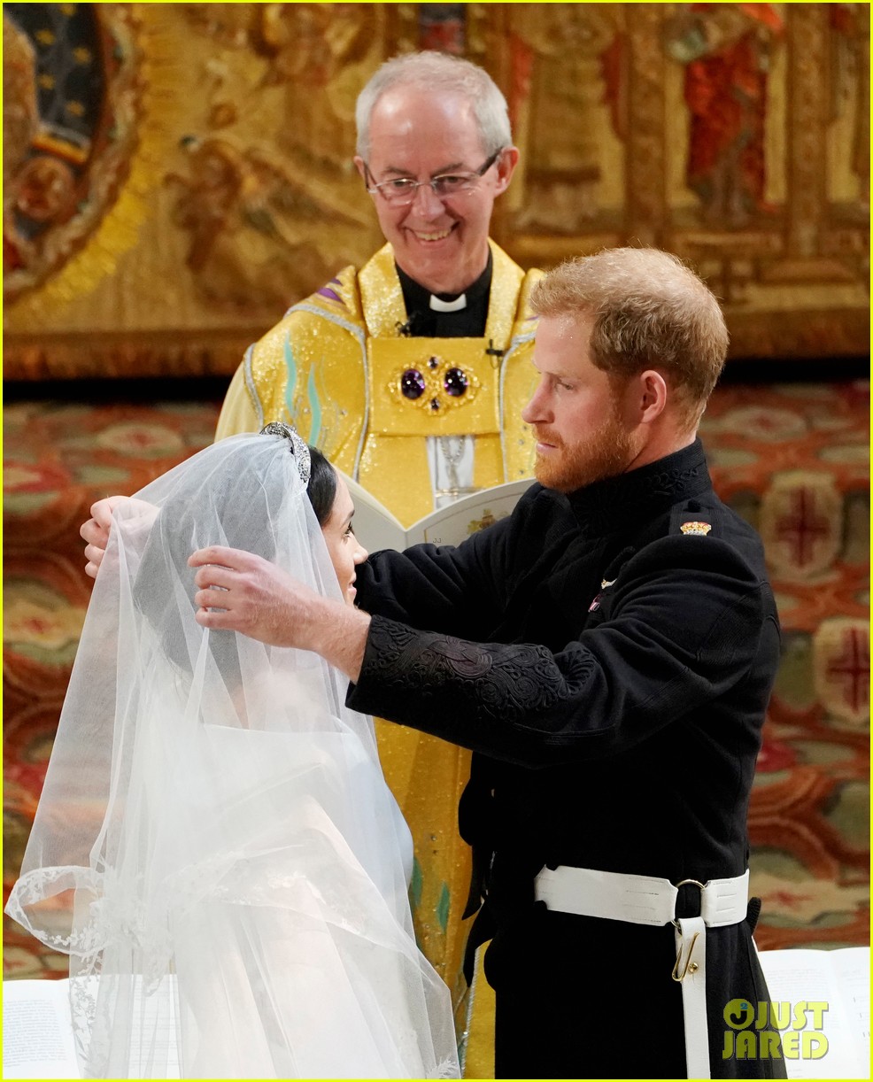 Prince Charles Walks Meghan Markle Down Aisle at Royal Wedding (Photos