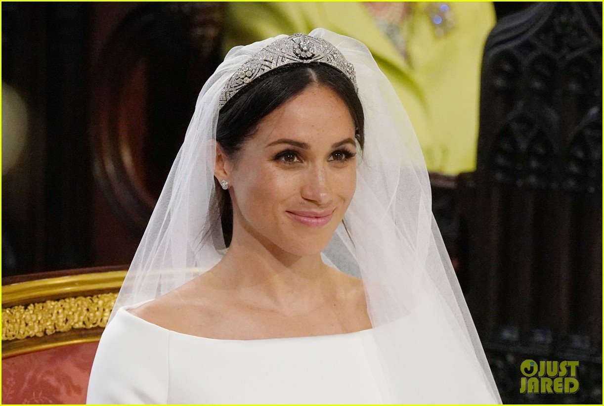 Prince Charles Walks Meghan Markle Down Aisle at Royal Wedding (Photos