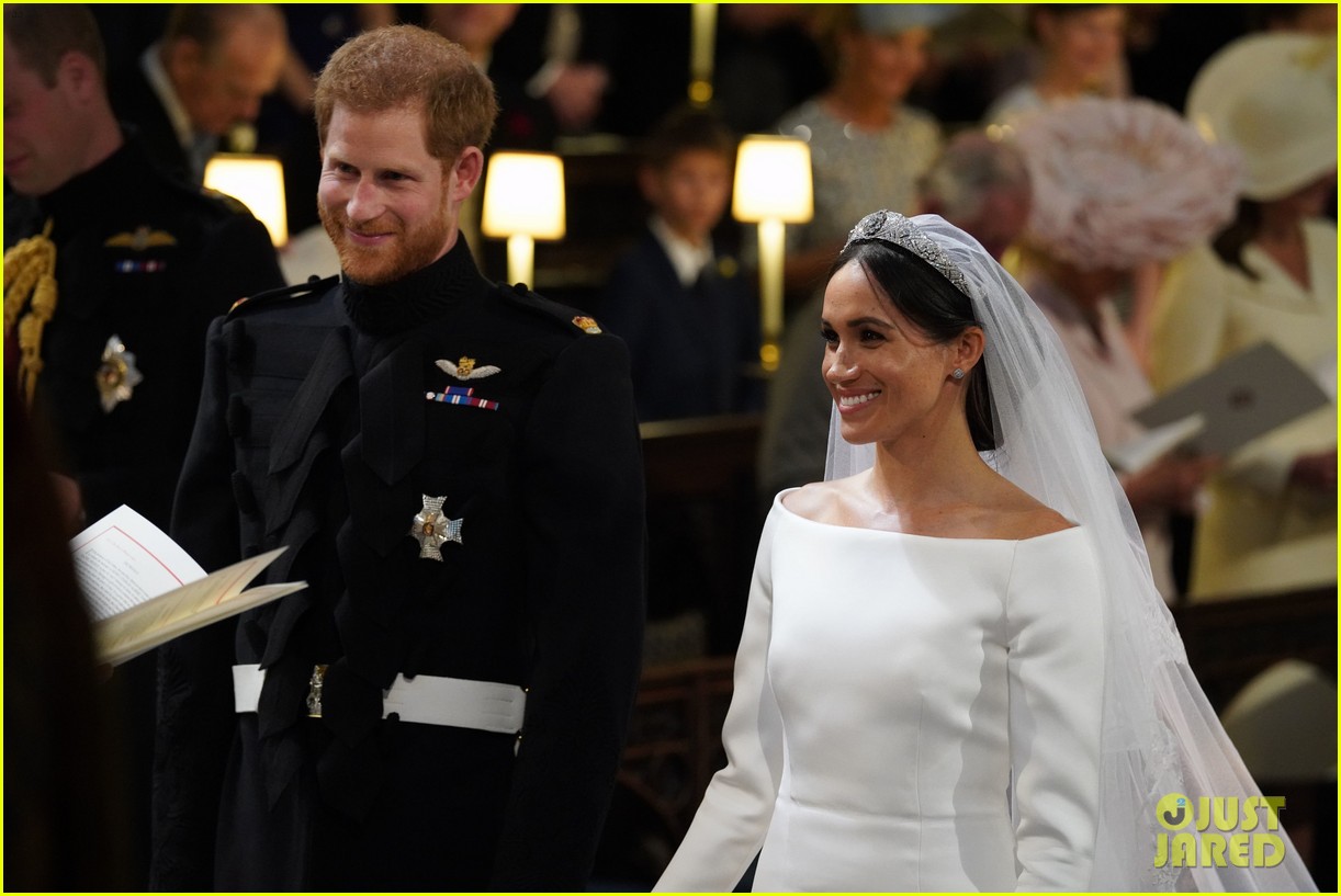 Meghan Markle's Wedding Dress Designer Clare Waight Keller! Photo