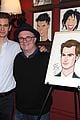 andrew garfield has best reaction to sardis caricature unveiling 04