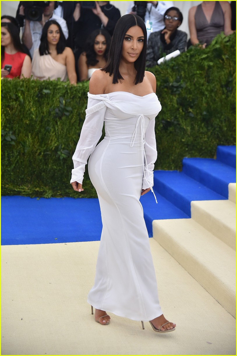 kim kardashian white dress met gala