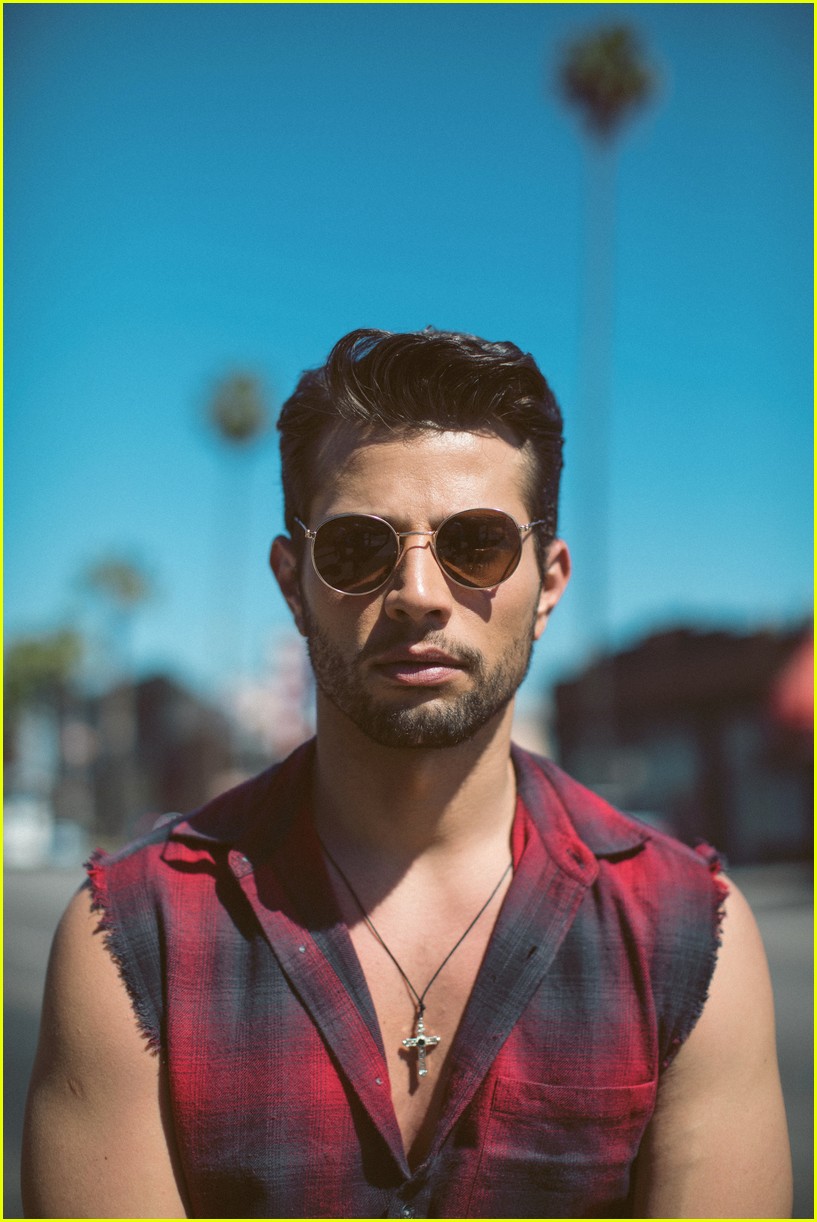 Photo rafael de la fuente 10 fun facts 05 Photo 4081226 Just Jared