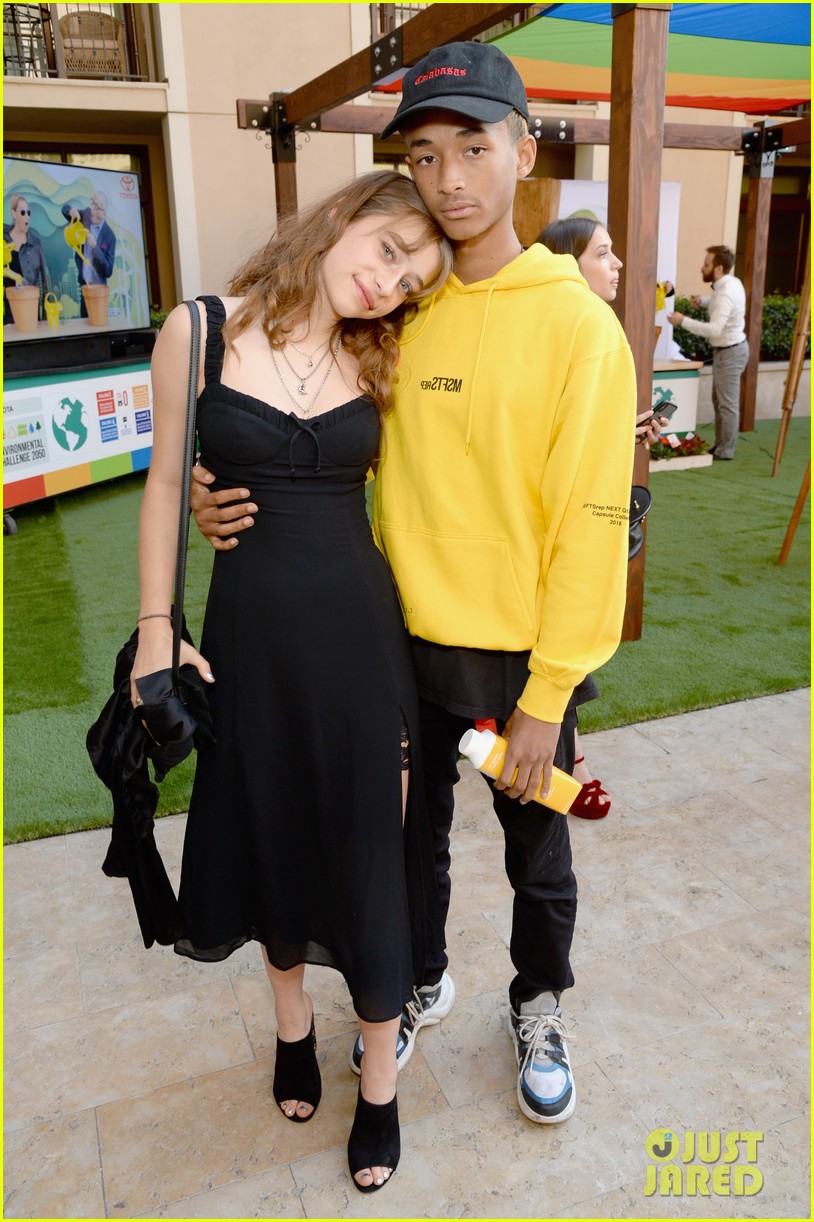 Jaden Smith Girlfriend Odessa Adlon Cozy Up At Environmental Media Awards 2018 Photo 4089583 Jaden Smith Odessa Adlon Pictures Just Jared