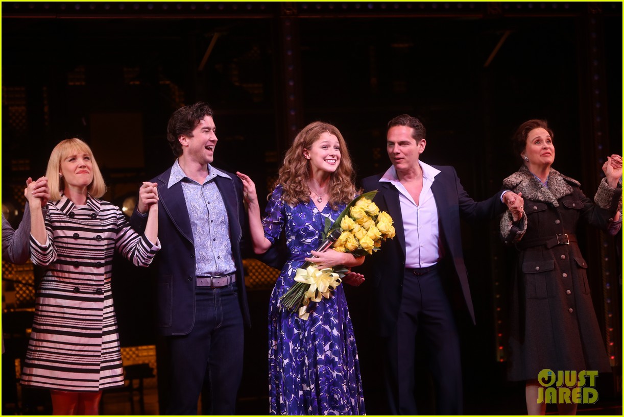 Melissa Benoist Makes Broadway Debut in 'Beautiful The Carole King