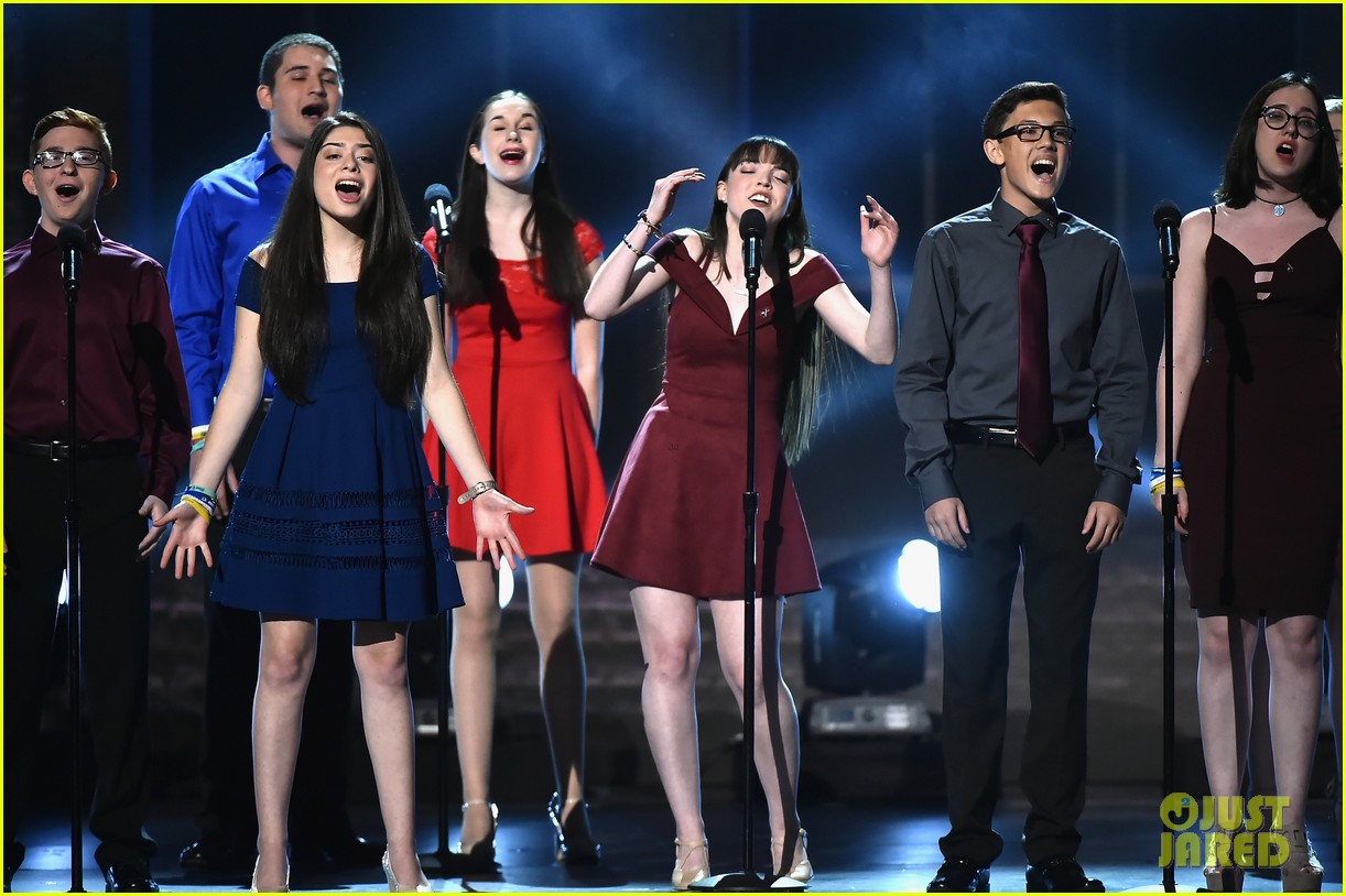 Parkland Students Sing 'Rent' Song at Tony Awards 2018 Photo 4099259